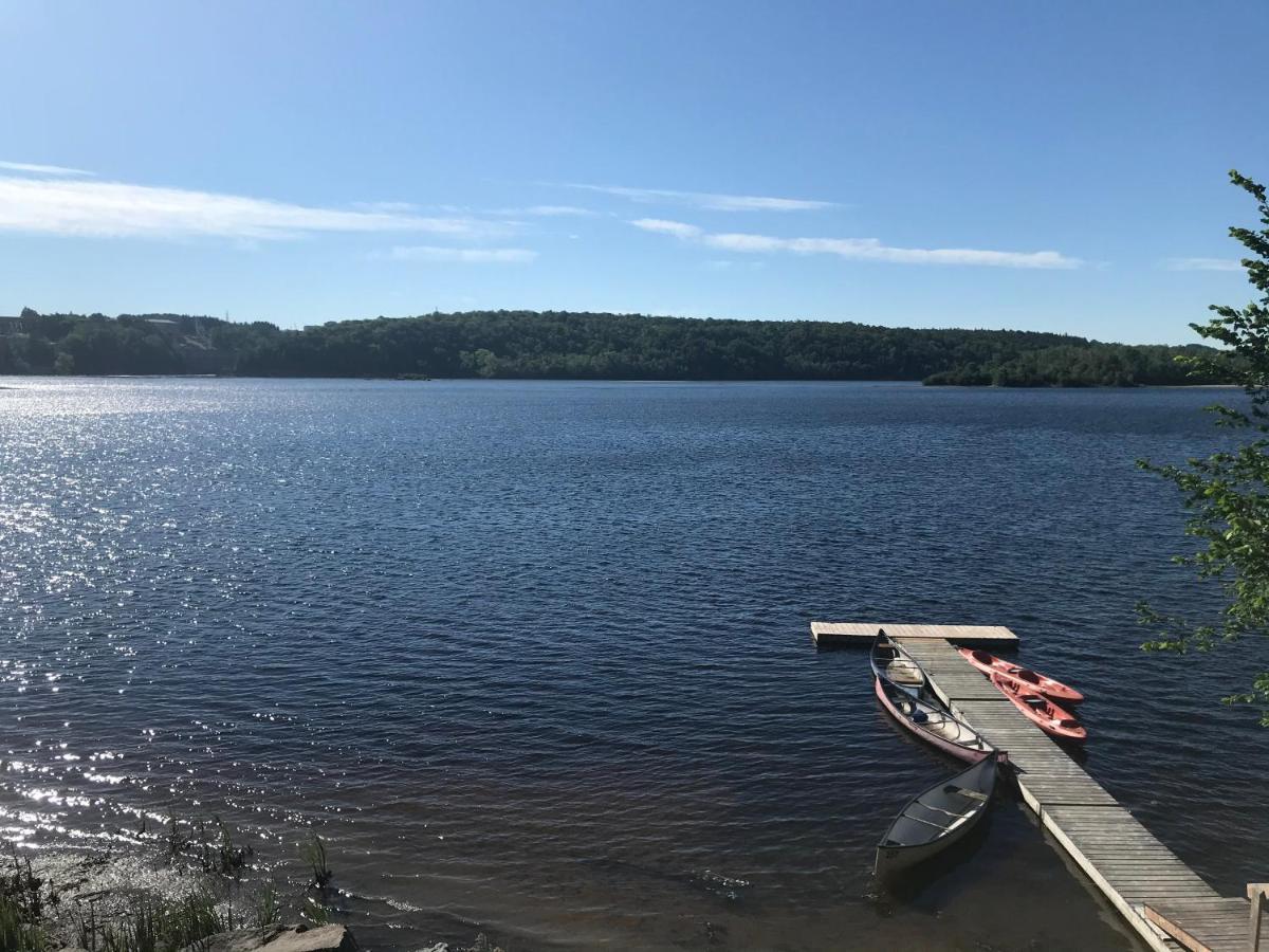 Domaine De La Baie, Les Suites Shawinigan Buitenkant foto