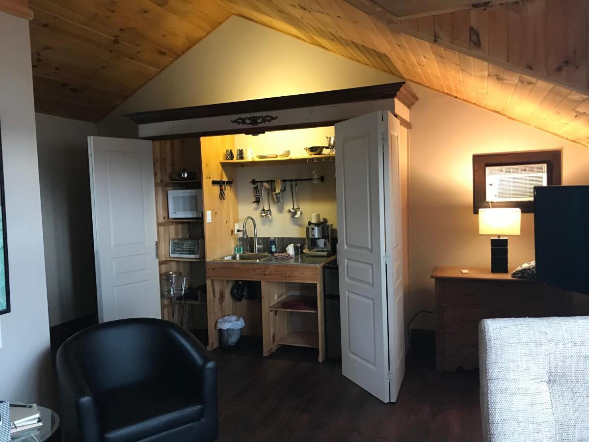 Domaine De La Baie, Les Suites Shawinigan Buitenkant foto
