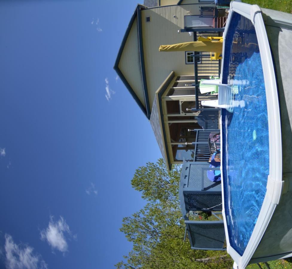 Domaine De La Baie, Les Suites Shawinigan Buitenkant foto