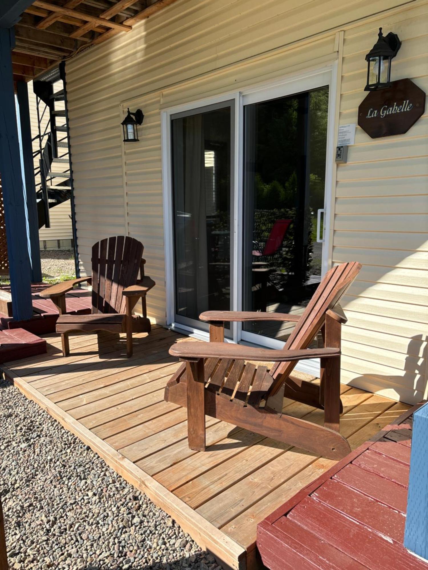 Domaine De La Baie, Les Suites Shawinigan Buitenkant foto