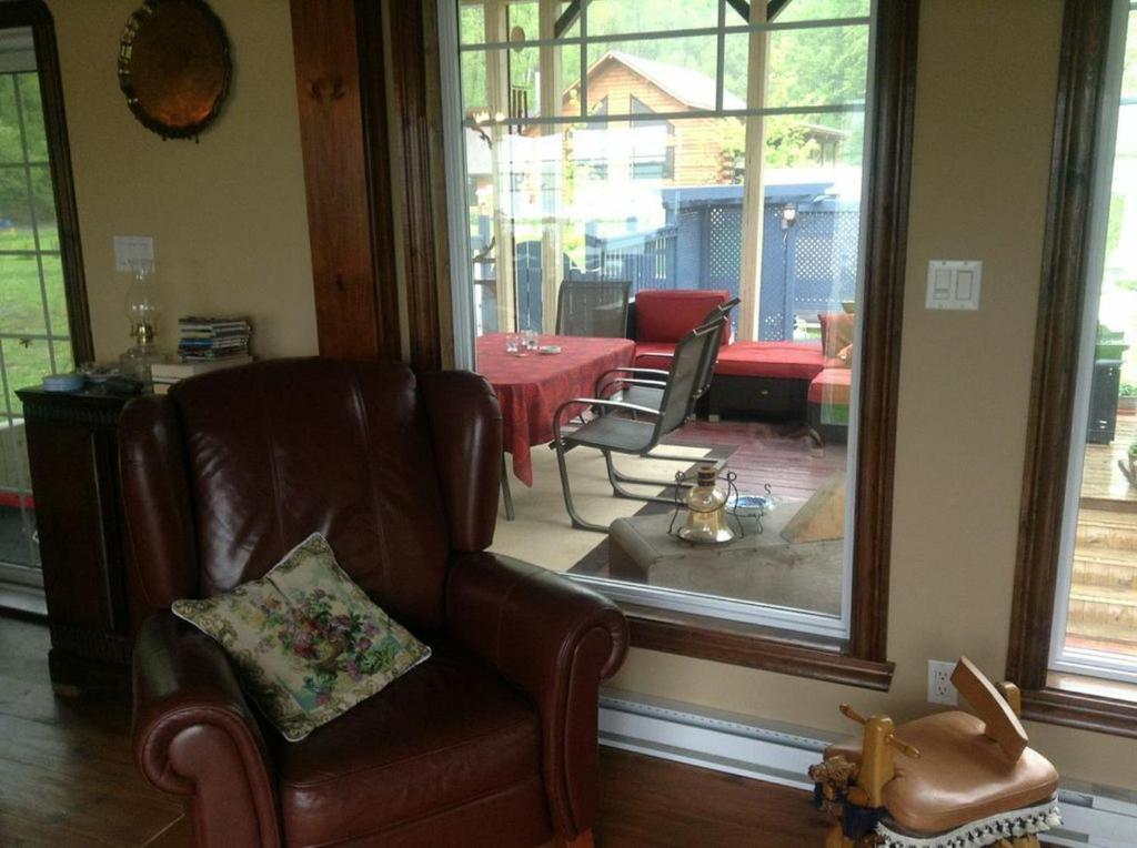 Domaine De La Baie, Les Suites Shawinigan Buitenkant foto