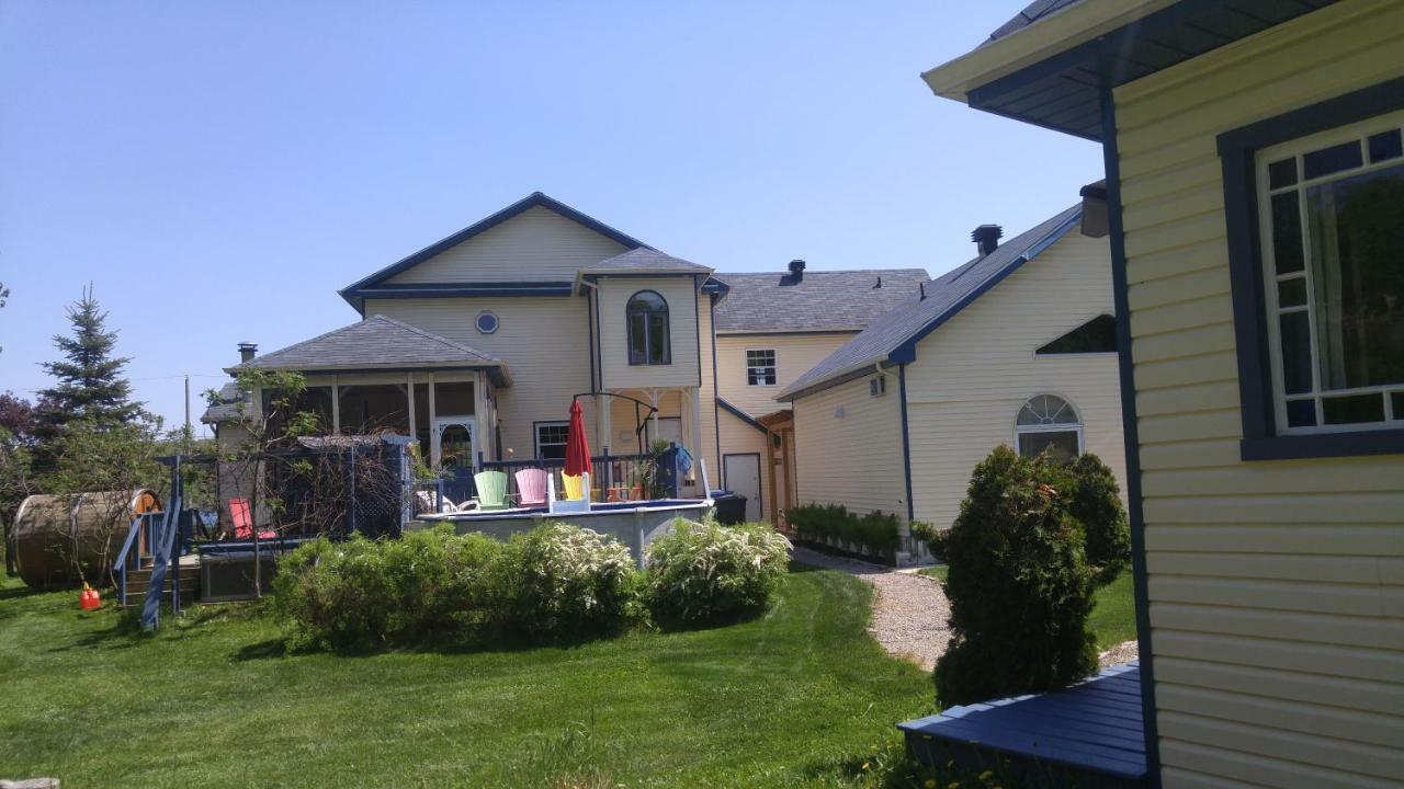 Domaine De La Baie, Les Suites Shawinigan Buitenkant foto